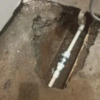 لوله کشی لوله بازکنی موتورخانه تاسیسات رفع نشتی