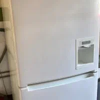 یخچال کاملا  در حد نو