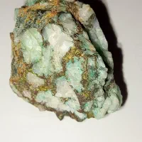 سنگ زمرد.