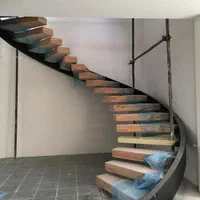 پله گرد / دکوراسیون داخلی