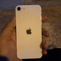 آیفون se2020