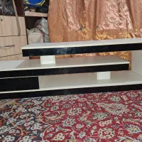 زیر تلویزیونی در حد نو