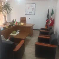 استخدام-مشاور-حرفه-ای-و-مبتدی-باحقوق