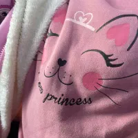 کفش و لباس اسپرت ، و خترانه،