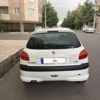 ماشین ۲۰۶