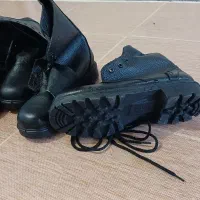 دو جفت پوتین۴۲|کیف، کفش، کمربند|سبزوار, شرق کال میانی|دیوار