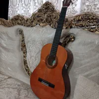 گیتار یاماها c40
