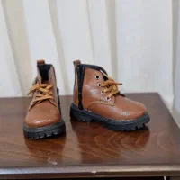 کفش بوت سایز ۲۳|کفش و لباس بچه|مشهد, شاهد (شهرک غرب)|دیوار