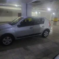 رنو ساندرو دنده‌ای، مدل ۱۳۹۶ ، با کمترین کارکرد|خودرو سواری و وانت|اصفهان, لیمجیر|دیوار