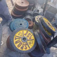 دمبل صفحه وزنه ایسونم هم معاوضه هم نقد فقط درممسنی