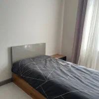 تخت خواب و پاتختی و تشک