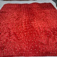 لحاف مروارید دوزی شده