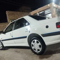 پژو پارس تمیز بدونه رنگ شاسی پلم