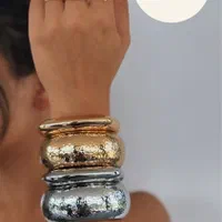 بنگل استیل رنگ ثابت طرح طلای مات