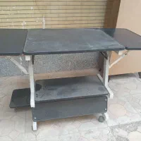 میز کامپیوتر فلزی