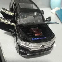 ماکت ماشین لندکروز