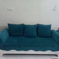 مبل راحتی همراه با نهارخوری ۴ نفره