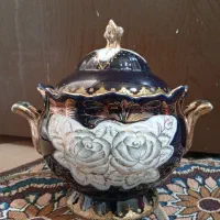 آجیل خوری فرانسوی