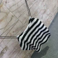 تاپ|لباس|مشهد, تربیت (صدف)|دیوار