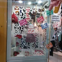 ویترین .استند مغازه