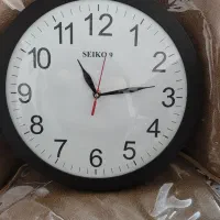 ساعت دیواری
