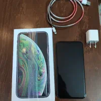 آیفون XS بسیار تمیز و مرتب بدون خط خش