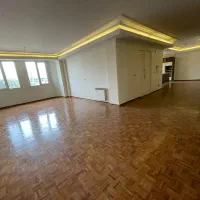 آرارات ۲۲۰متر۴خواب تکواحدی۲پارکینگ سندی