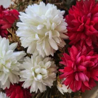 سبد گل مصنوعی