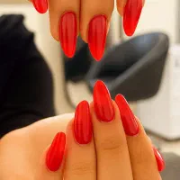 کاشت ناخن فقط باهزینه مواد|خدمات آرایشگری و زیبایی|اصفهان, همدانیان|دیوار