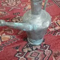 آفتابه مسی قدیمی سالم|کلکسیون اشیاء عتیقه|شیروان (خراسان), |دیوار