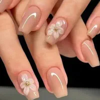 خدمات و آموزش زیبایی سالنvip