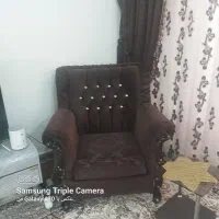 یک سری مبل راحتی ۷ نفره و میز ارایش|مبلمان خانگی و میز عسلی|کرمانشاه, |دیوار