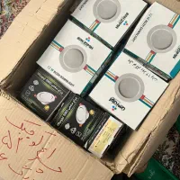 ۵۲ عدد لامپ کوچک سقفی ۱۶عد چراغ بزرگتر