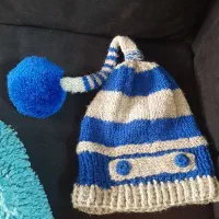 شلوار و کلاه