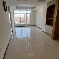 50متر بینظیر رو به نما غرق نور