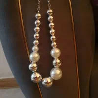 گردنبد مرواریدی آک