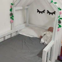 تخت کودک کلبه
