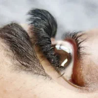 اکستنشن مژه تخصصی|خدمات آرایشگری و زیبایی|شیراز, شهرک گلستان|دیوار