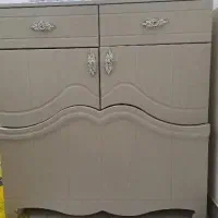 تخت کودک و میز ناهار خوری