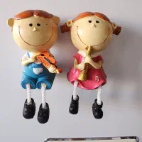 رو یخچالی عروسکی دختر پسر نوازنده