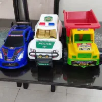 ماشین اسباب بازی و ماشین و اسباب بازی