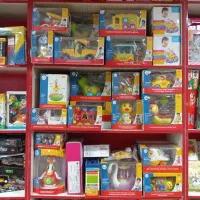 حراج وواگذاری یکجا اجناس خرازی واسباب بازی