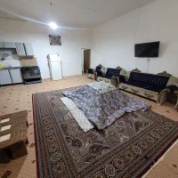 سوئیت-ویلای-دربستی-مرکز-شهر-حیاط-دار-همکف