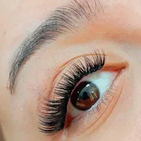 کاشت مژه و اکستنشن مژه  لیفت ابرو ومژه کراتینه مو