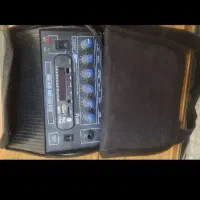 یک عدد اکو آمپلی همراه سالم