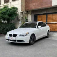 BMW525i