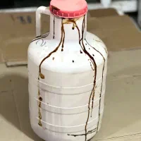 دبه خالی و قوطی وانیل