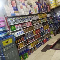 کارگر بسیار ماهر تعویض روغن و خدمات لاستیک