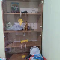 کمد کتاب سالم و تمیز