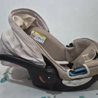 کریر و صندلی ماشین